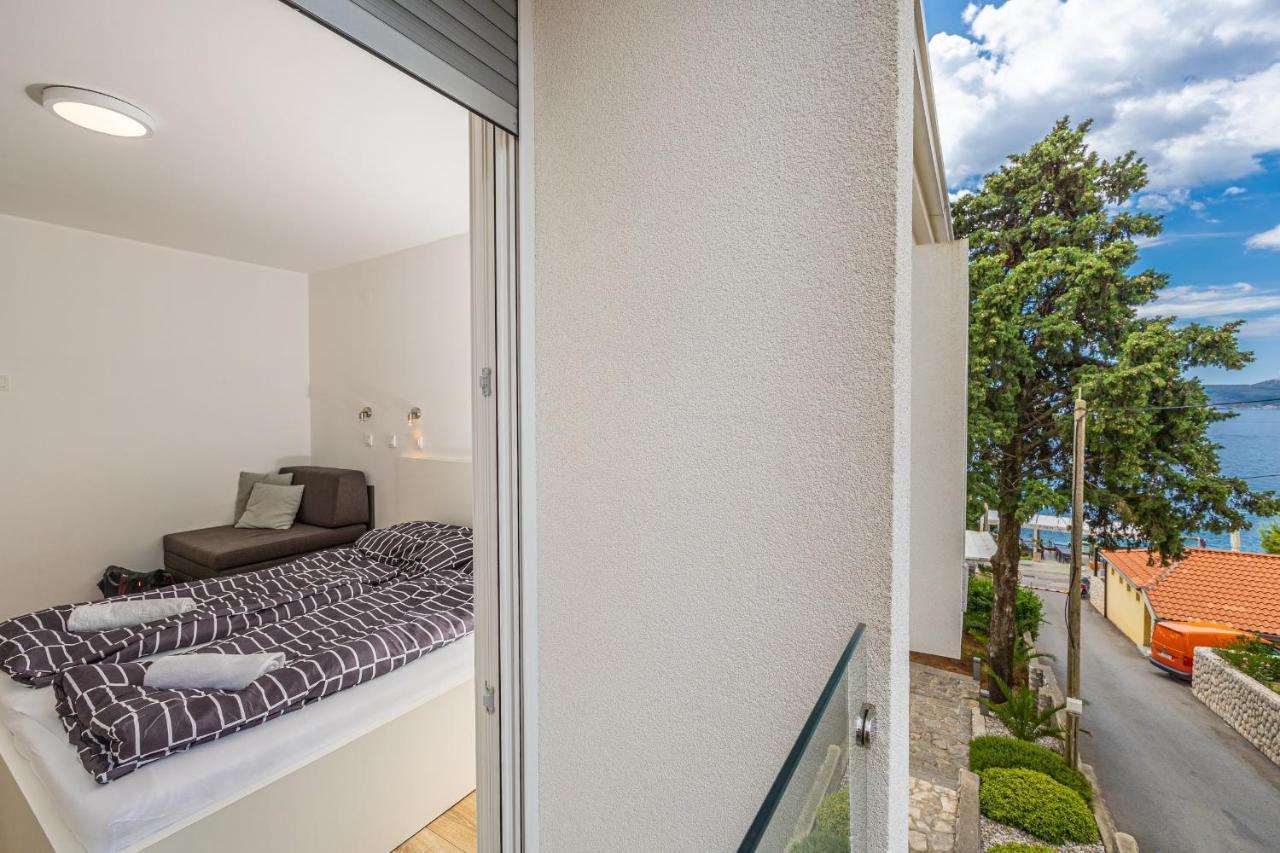 Sea La Vie Rooms Novi Vinodolski Exterior photo